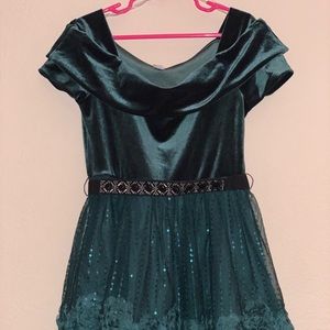 Girls fancy dress emerald green with belt